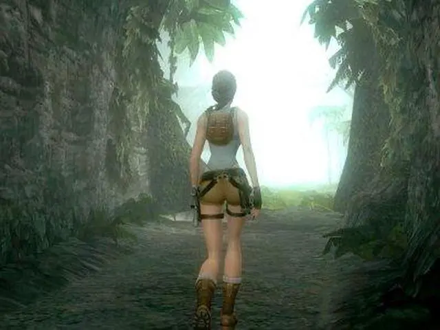 Alt view image 11 of 16 - Lara Croft Tomb Raider: Anniversary PSP Game Eidos