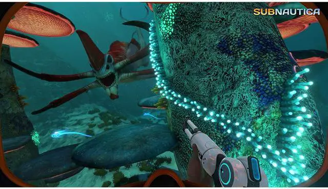 Alt view image 8 of 9 - Subnautica - PlayStation 4