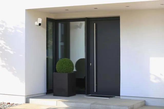 Alt view image 8 of 8 - Eve Outdoor Cam (White Edition) - Secure floodlight camera with Apple HomeKit Secure Video technology