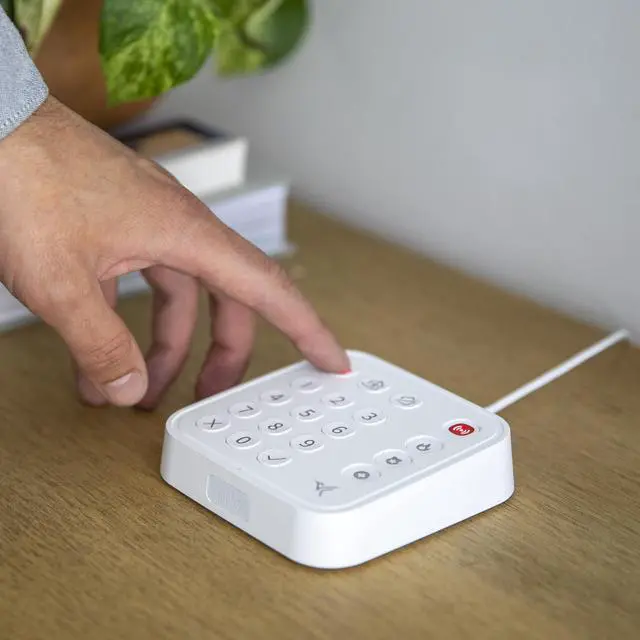 Alt view image 6 of 10 - Arlo - Home Security System with Wired Keypad Sensor Hub and (2) 8-in-1 Sensors – SS1201