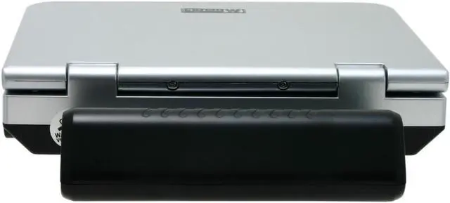 Alt view image 8 of 14 - Mustek MP70C Portable widescreen DVD Player