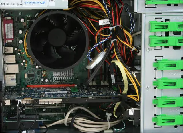 Alt view image 11 of 19 - Acer Desktop PC Aspire AM5621-EQ9300A Intel Core 2 Quad Q9300 8GB DDR2 1.28TB HDD NVIDIA GeForce 9800 GT Windows Vista Home Premium 64-bit (English / French)