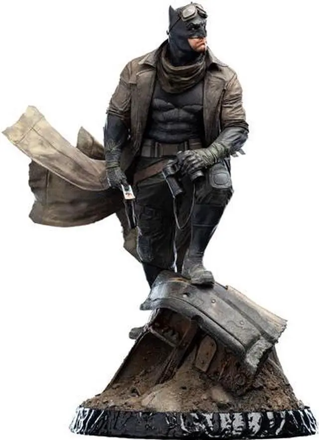 Main image of Justice League - Batman - 1:4 Scale Statue