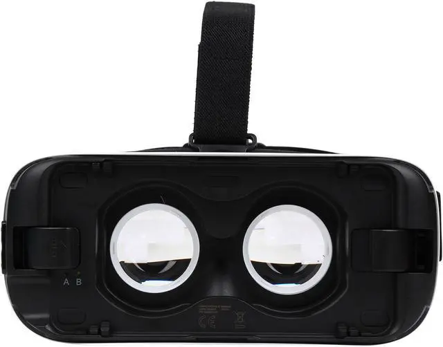 Alt view image 2 of 7 - Samsung Gear VR (Virtual Reality Headset)