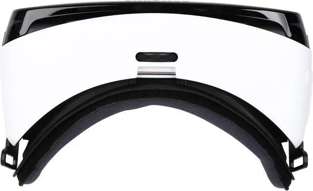 Alt view image 6 of 7 - Samsung Gear VR (Virtual Reality Headset)