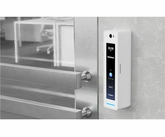 Alt view image 2 of 3 - Ubiquiti Mounting Box for Card Reader Access Device - White - UACC-READER-PRO-AM-W