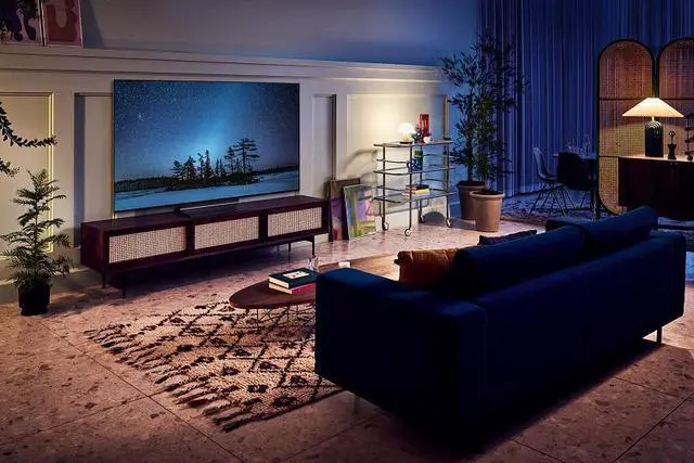 Alt view image 6 of 14 - LG 77" Class G2 Series OLED 4K evo Smart TV (OLED77G2PUA, 2022)