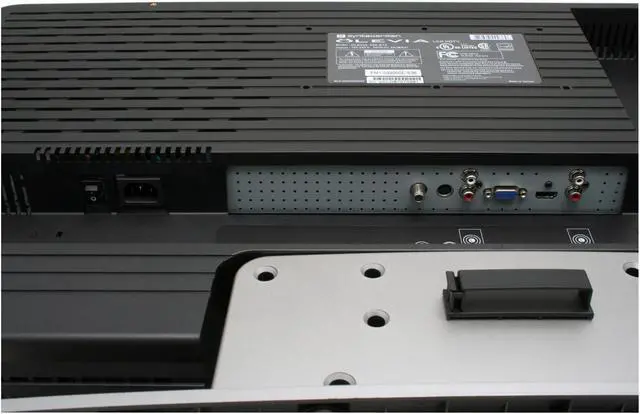 Alt view image 7 of 8 - 32" 720p LCD HDTV