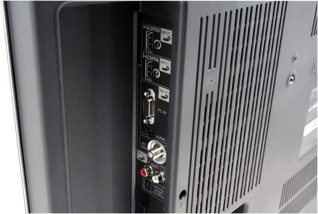 Alt view image 8 of 12 - 32" LCD HDTV w/ Built-in ATSC Tuner