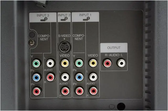 Alt view image 9 of 12 - 32" LCD HDTV w/ Built-in ATSC Tuner