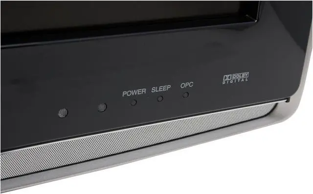 Alt view image 3 of 11 - 32" LCD HDTV