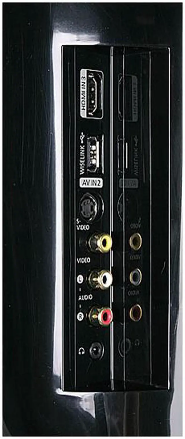 Alt view image 3 of 4 - 46" 1080p LCD HDTV W/ ATSC Tuner