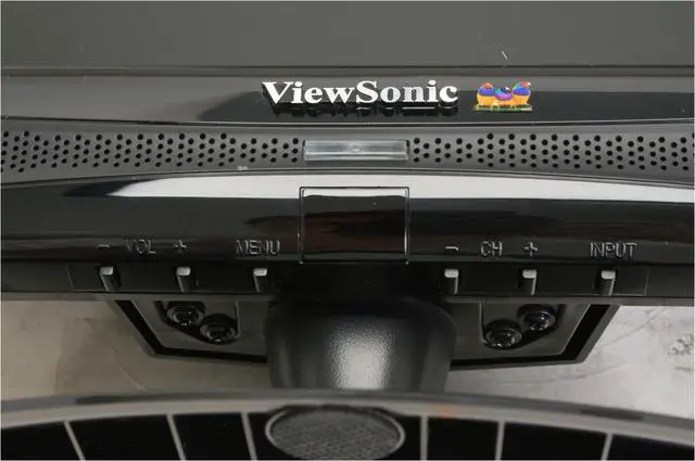 Alt view image 9 of 12 - ViewSonic 16" 720p LCD HDTV