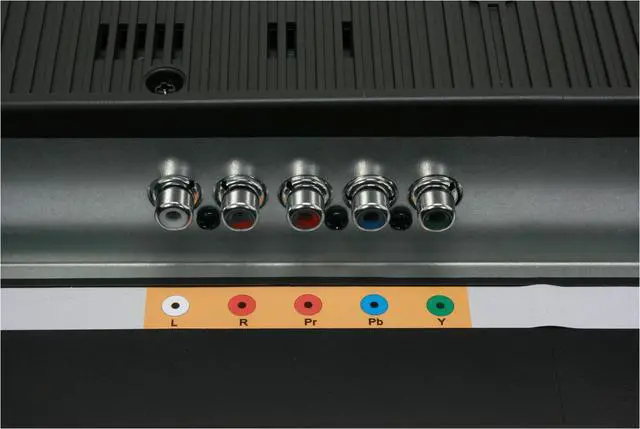 Alt view image 7 of 11 - 19" 720p LCD HDTV