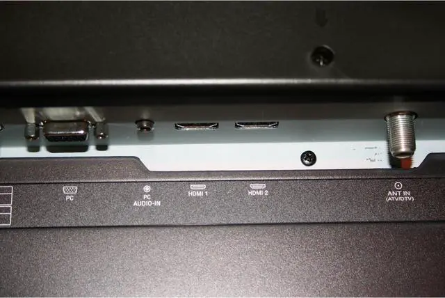 Alt view image 17 of 17 - 42" 1080p LCD HDTV
