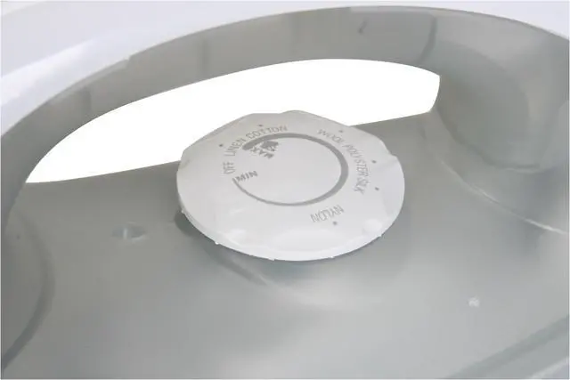 Alt view image 9 of 13 - Toastmaster 3305 Steam and Dry Iron