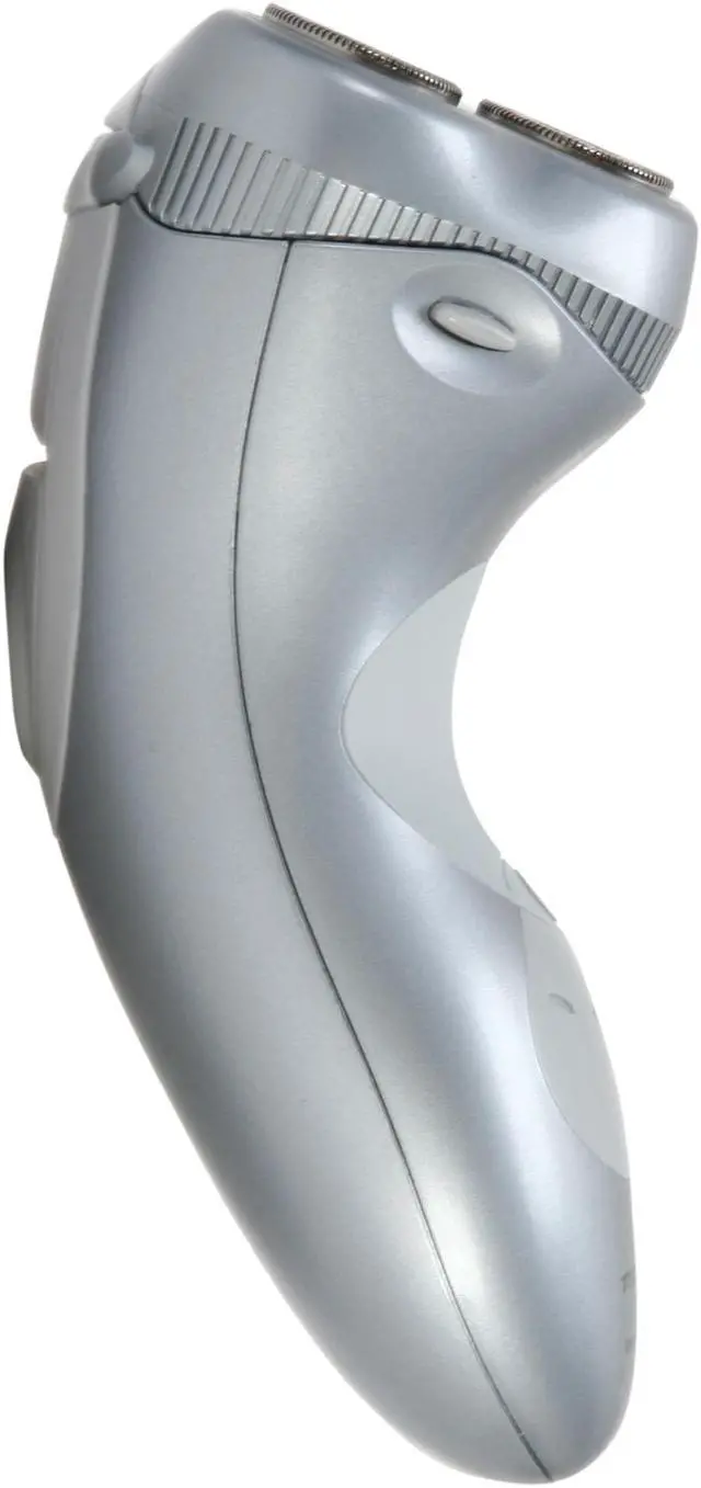 Alt view image 4 of 8 - Remington R450 Titanium MicroFlex Men's Shaver w/ Bonus Nose & Ear Hair Trimmer