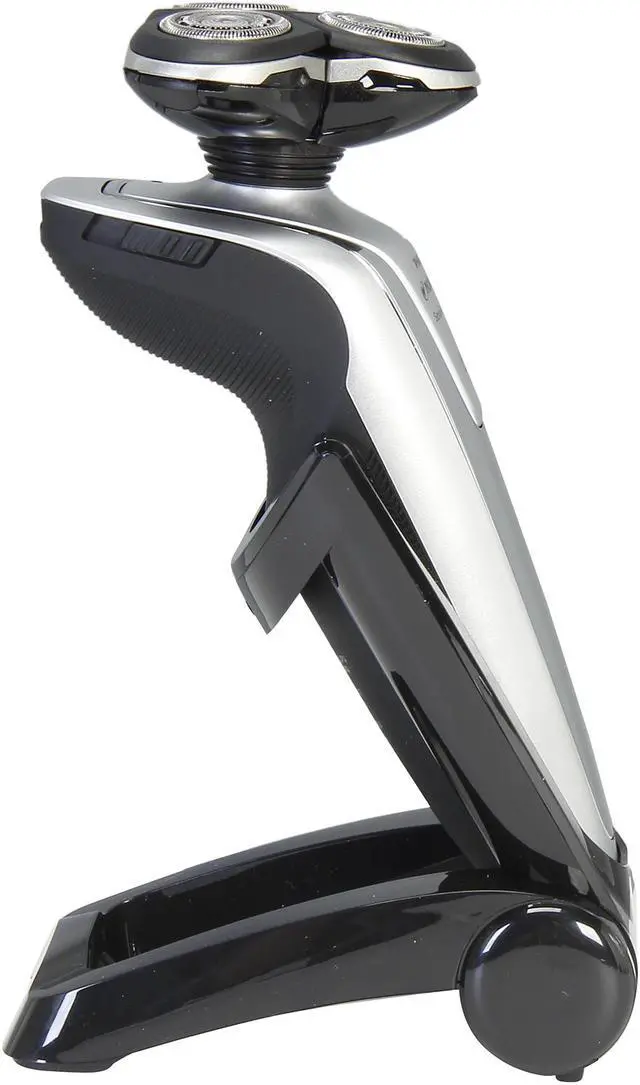 Alt view image 5 of 7 - Philips Norelco Series 8000  1260X/40 SensoTouch 3D wet/dry electric razor UltraTrack heads 3-way flexing heads with Precision trimmer
