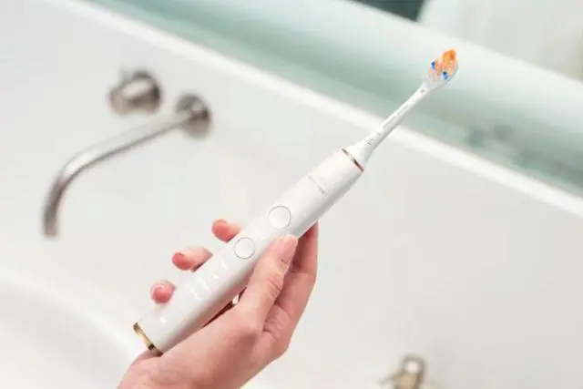 Alt view image 8 of 11 - Philips Sonicare DiamondClean Smart 9300 Electric Toothbrush, Sonic Toothbrush with App, Pressure Sensor, Brush Head Detection, 4 Brushing Modes and 3 Intensity Levels, Rosegold, (HX9903/65)