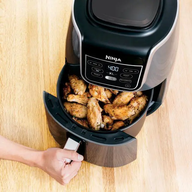 Alt view image 3 of 4 - Ninja Air Fryer XL (AF150WMC)