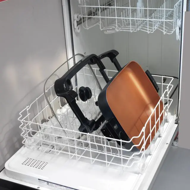 Alt view image 4 of 6 - Hamilton Beach 38529K Durathon Ceramic Skillet with Removable Pan