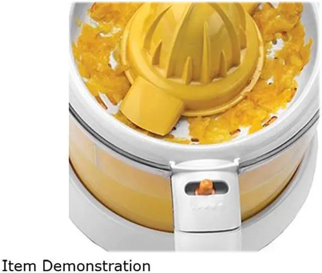 Alt view image 4 of 4 - BLACK+DECKER CJ625 30-Watt 34-Ounce Citrus Juicer, White