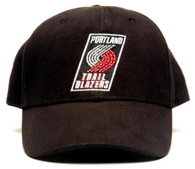 Main image of Blinkee 2925000 Portland Trailblazers Flashing Fiber Optic Cap