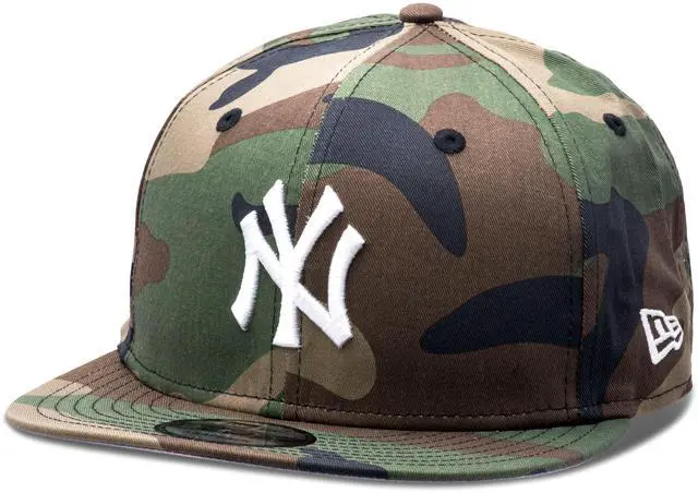 Main image of New Era 9Fifty MLB NY Yankees Basic Snapback Cap  - Adjustable - Green Camo