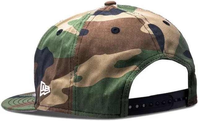Alt view image 2 of 3 - New Era 9Fifty MLB NY Yankees Basic Snapback Cap  - Adjustable - Green Camo