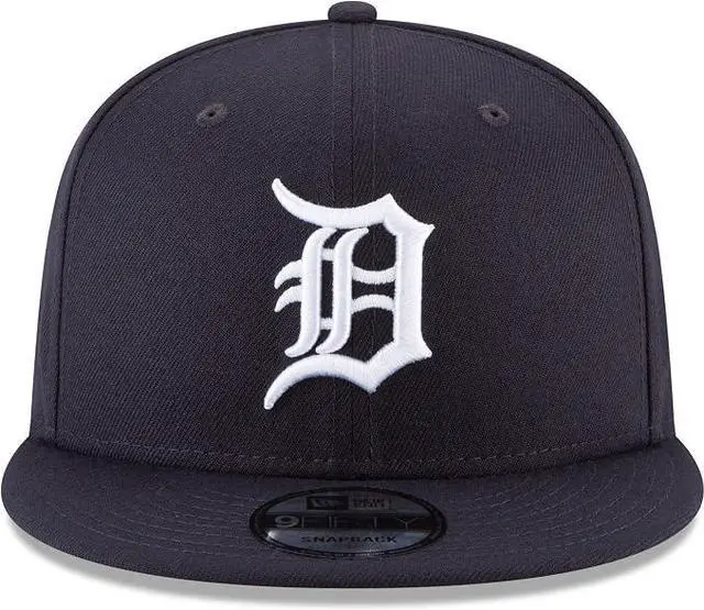 Alt view image 2 of 3 - New Era 9Fifty Detroit Tigers Snapback Hat - Black