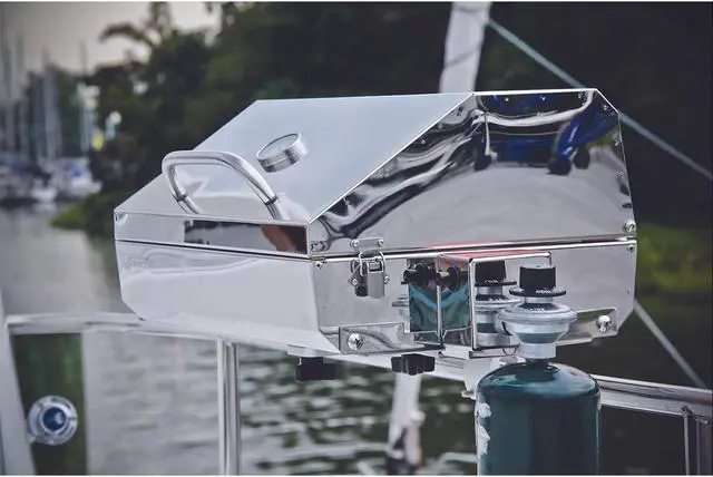 Alt view image 10 of 12 - Kuuma Stow N' Go Grill Mount In/Outboard Rail 7/8"-1.25" Od