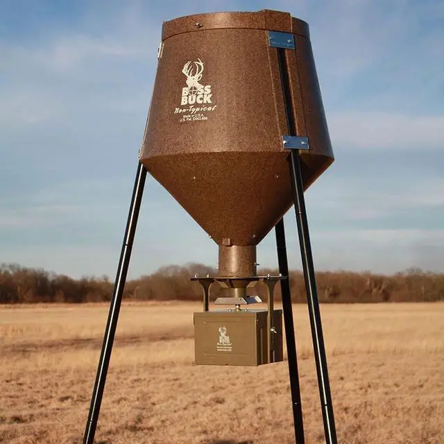 Alt view image 15 of 15 - Boss Buck BB-1.5BB 12V High Torque Motor Hunting Game Feeder Kit w/ Timer Holder