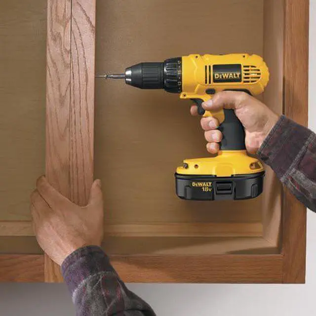 Alt view image 4 of 6 - Dewalt DC970K-2 18V Cordless 1/2 in. Adjustable Clutch Drill Driver Kit