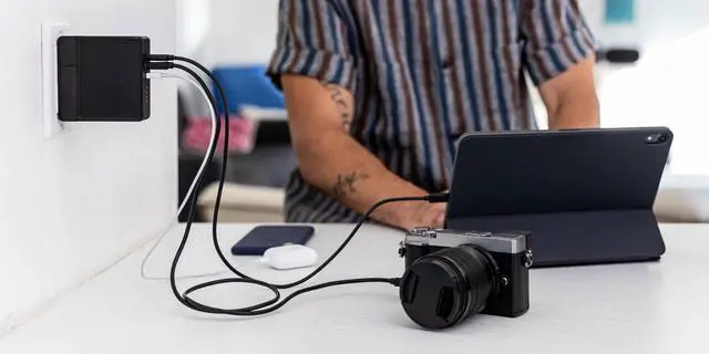 Alt view image 7 of 16 - Mophie 6000mAh 5V DC 3 Port Powerstation Hub 401102474