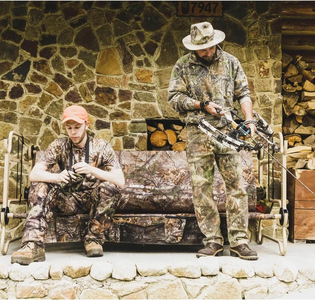 Alt view image 9 of 20 - Disc-O-Bed Large Cam-O-Bunk with Realtree XTRA