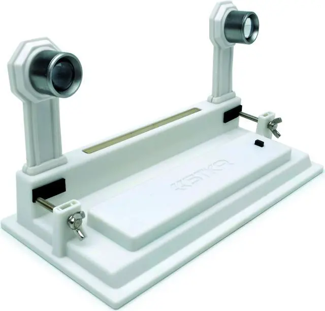 Alt view image 2 of 8 - STKR Concepts EZ Home Security Solar Gutter Spot Light