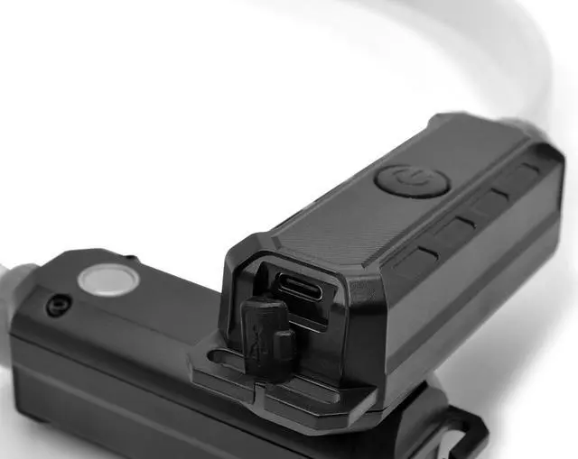 Alt view image 3 of 7 - STKR FLEXIT Underhood Light