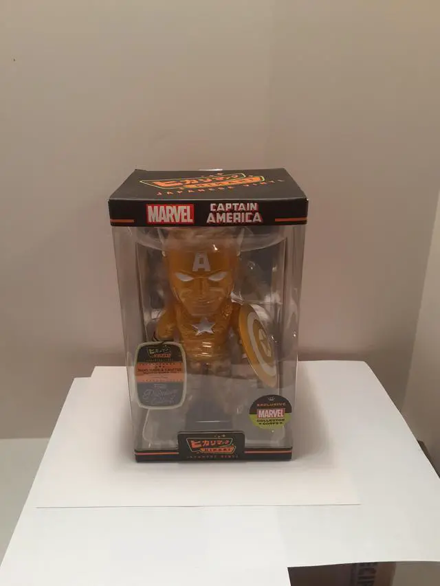 Main image of Marvel Captain America Hikari Japanese Vinyl