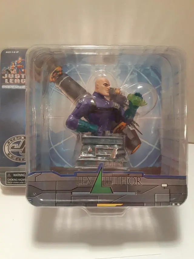 Main image of DC Comics Justice League Lex Luther Bust Paperweight Figure