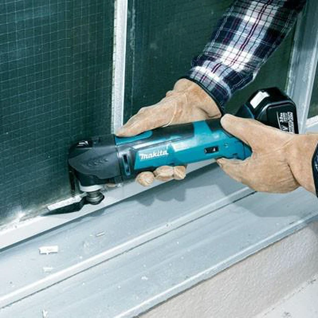 Alt view image 5 of 20 - Makita 18 Volt LXT Lithium-Ion Cordless Oscillating Tool (Bare Tool) XMT03Z