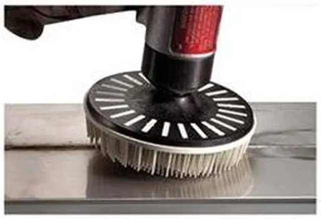 Main image of SCOTCH-BRITE 61500139037 Bristle Disc,4.5 In Dia,3/4 In Trim,120G