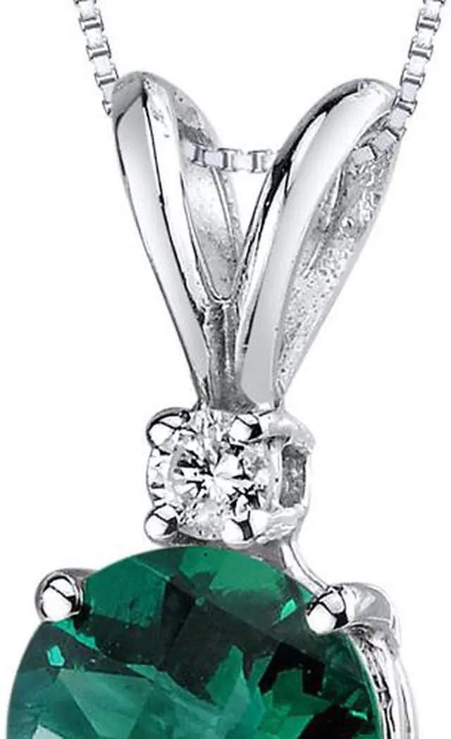 Alt view image 2 of 8 - 14 kt White Gold Round Cut 1.00 ct Emerald Pendant