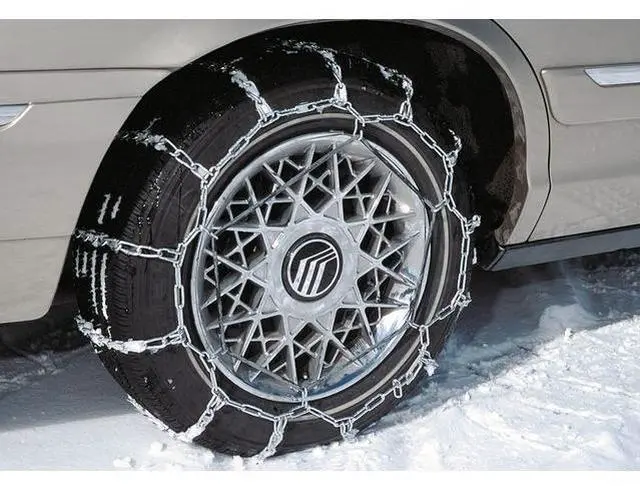 Alt view image 2 of 7 - Quik-Grip Tire Chains Qg3127