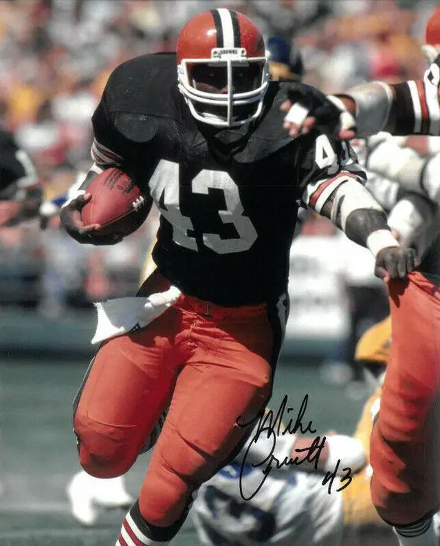 Main image of Mike Pruitt signed Cleveland Browns 8x10 Photo #43