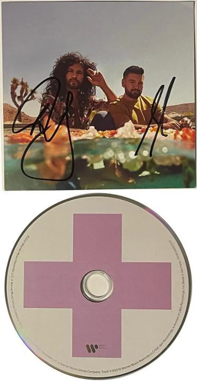 Main image of Dan + Shay Duo signed 2021 Good Things Album Cover Booklet w/ CD & Case