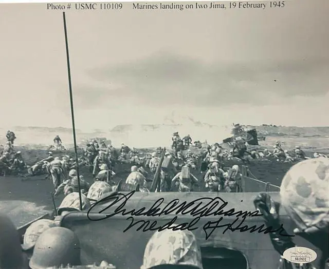 Main image of Hershel W. Williams signed WWII Vintage B&W 8x10 Photo- JSA #SS17632- Medal of Honor/Iwo Jima/Feb 23, 1945