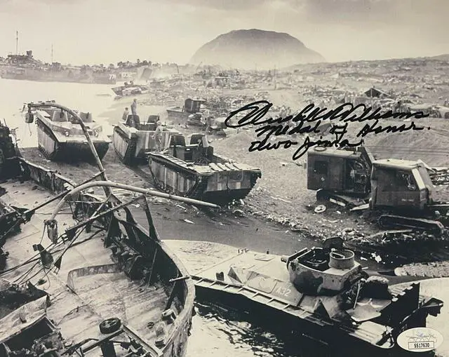 Main image of Hershel W. Williams signed WWII Vintage B&W 8x10 Photo- JSA #SS17630- Medal of Honor/Iwo Jima/Feb 23, 1945