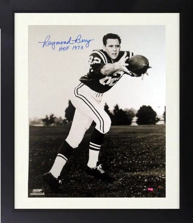Main image of Raymond Berry signed Baltimore Colts NFL 16x20 Photo Custom Framing HOF 1973 - COA