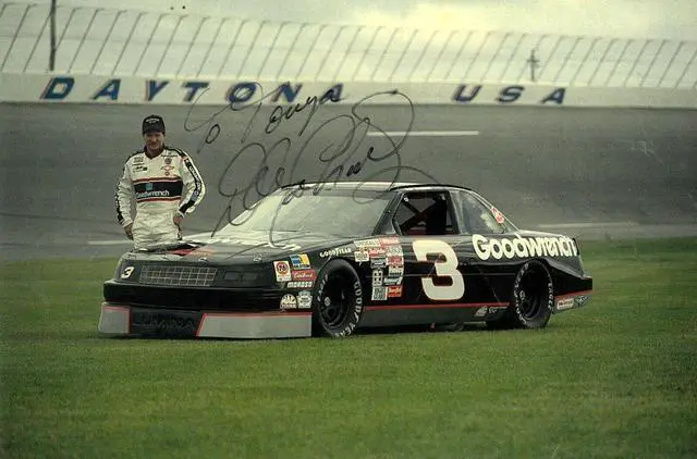 Main image of Dale Earnhardt, Sr. signed NASCAR GM Goodwrench #3 1990 Chevrolet Lumina 6x9 Stat/Photo Card Imperfect To Tonya- Beckett Review