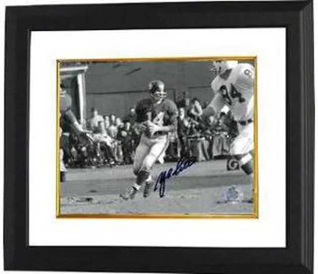 Main image of YA Tittle signed New York Giants Passing 8X10 B&W Photo Custom Framed